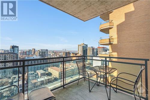 570 Laurier Avenue W Unit#2004, Ottawa, ON - Outdoor With Balcony With View With Exterior
