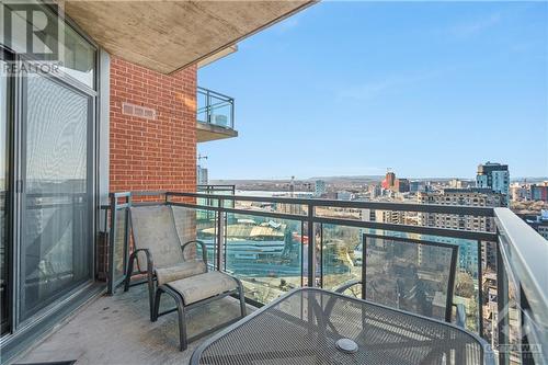 570 Laurier Avenue W Unit#2004, Ottawa, ON - Outdoor With Balcony With Exterior