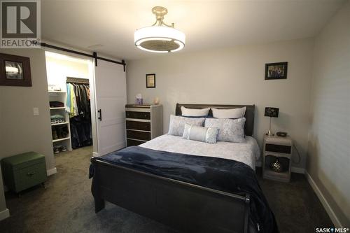 470 3Rd Street W, Shaunavon, SK - Indoor Photo Showing Bedroom