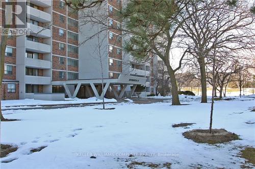 1011 - 301 Prudential Drive, Toronto, ON - Outdoor