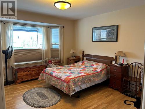 859 8 Avenue, Vernon, BC - Indoor Photo Showing Bedroom