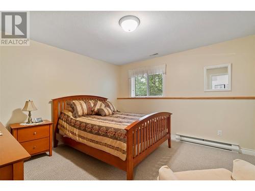 4251 Justin Road, Eagle Bay, BC - Indoor Photo Showing Bedroom