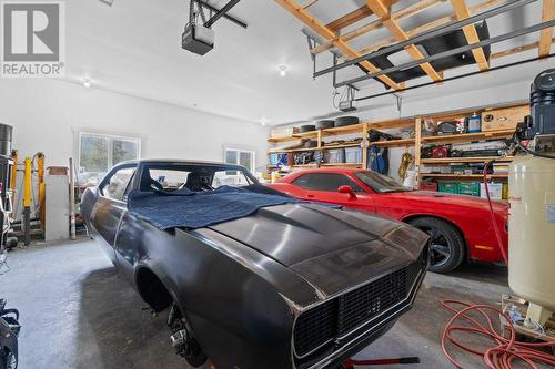 2457 Salmon River Road, Salmon Arm, BC - Indoor Photo Showing Garage