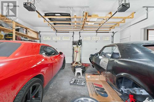 2457 Salmon River Road, Salmon Arm, BC - Indoor Photo Showing Garage