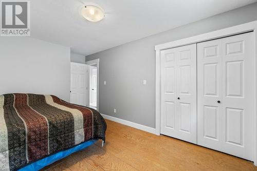 2457 Salmon River Road, Salmon Arm, BC - Indoor Photo Showing Bedroom