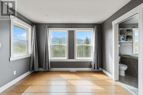 2457 Salmon River Road, Salmon Arm, BC - Indoor Photo Showing Other Room