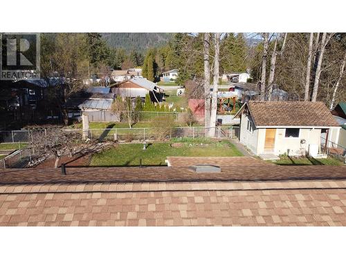 434 Oak Avenue, Sicamous, BC - Outdoor