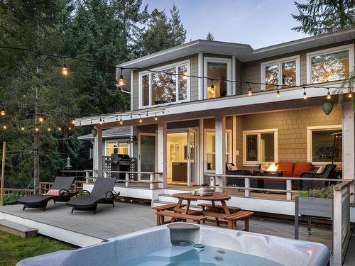 5216 Stag Rd, Highlands, BC - Outdoor With Deck Patio Veranda