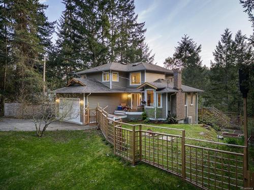 5216 Stag Rd, Highlands, BC - Outdoor