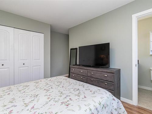 1614 Fuller St, Nanaimo, BC - Indoor Photo Showing Bedroom