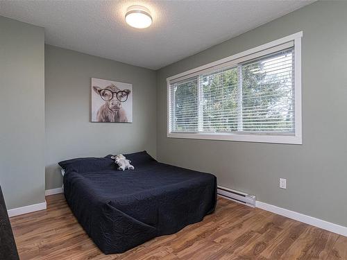 1614 Fuller St, Nanaimo, BC - Indoor Photo Showing Bedroom