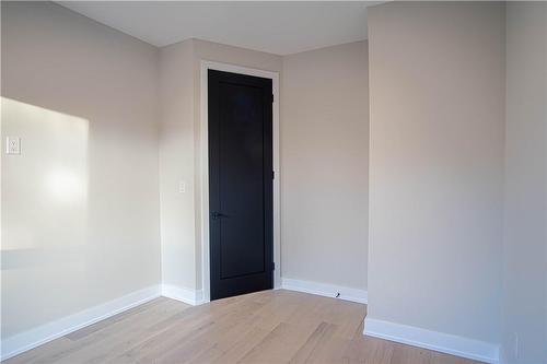 2055 Ghent Avenue, Burlington, ON - Indoor Photo Showing Other Room
