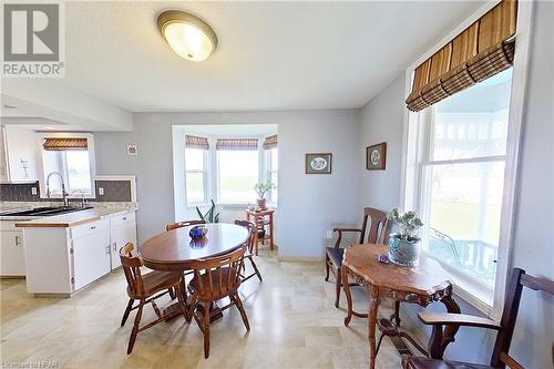 34481 Hendrick Road, Bluewater (Munic), ON - Indoor Photo Showing Dining Room