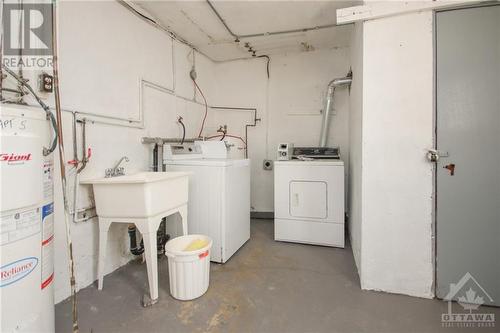 644-656 De L'Eglise Street, Ottawa, ON - Indoor Photo Showing Laundry Room