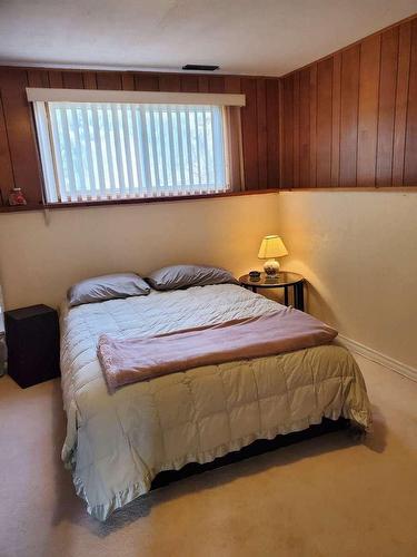 868 Kimberley Avenue N, Greenwood, BC - Indoor Photo Showing Bedroom