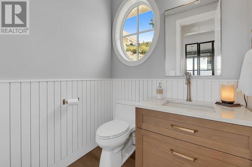 5670 Mountainside Court, Kelowna, BC - Indoor Photo Showing Bathroom