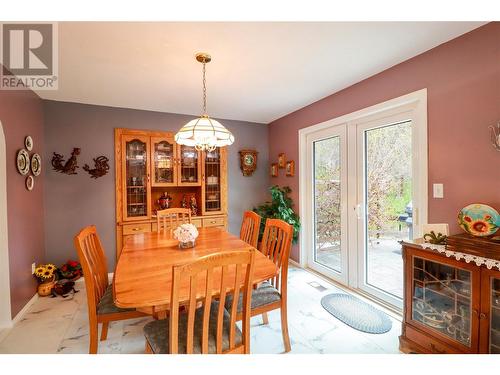 3613 Forsyth Drive, Penticton, BC - Indoor Photo Showing Dining Room