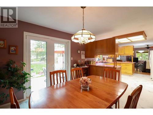3613 Forsyth Drive, Penticton, BC - Indoor Photo Showing Dining Room