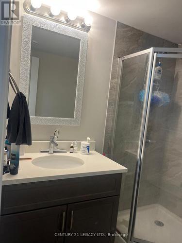 U 24 720 Grey Street St, Brantford, ON - Indoor Photo Showing Bathroom