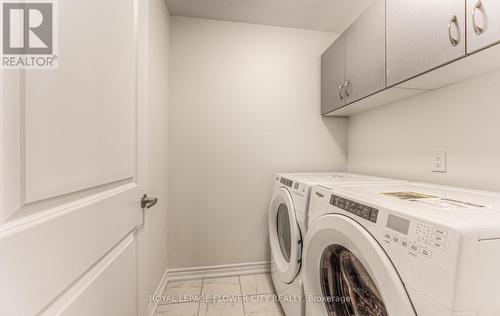 87 Broadacre Dr, Kitchener, ON - Indoor Photo Showing Laundry Room