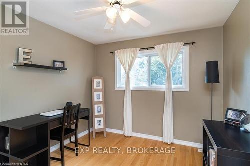 1302 Fuller Street, London, ON - Indoor Photo Showing Other Room