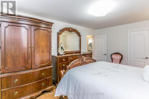 4190 Bishopstoke Lane, Mississauga, ON - Indoor Photo Showing Bedroom