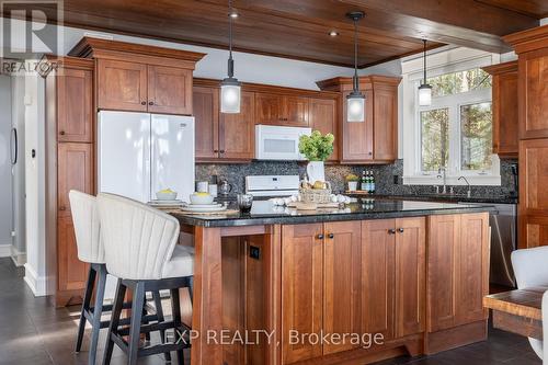 1749 Champlain Road, Tiny, ON - Indoor Photo Showing Kitchen