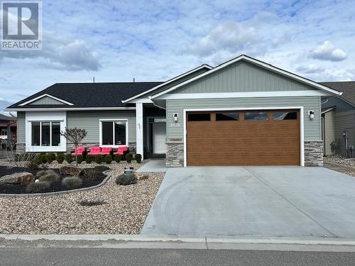 1026 10Th Avenue, Vernon, BC - Outdoor With Facade