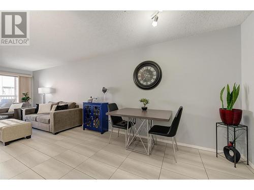 555 Rowcliffe Avenue Unit# 202, Kelowna, BC - Indoor