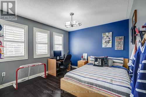 58 Hardgate Crescent, Brampton, ON - Indoor Photo Showing Bedroom