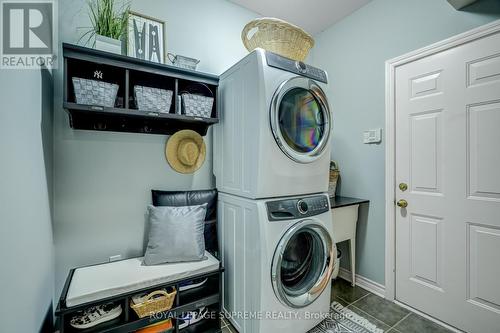 58 Hardgate Crescent, Brampton, ON - Indoor Photo Showing Laundry Room