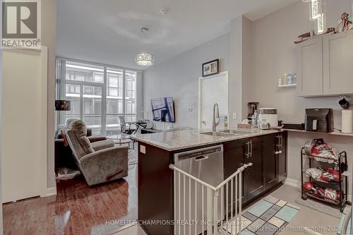 709 - 4070 Confederation Parkway, Mississauga, ON - Indoor Photo Showing Kitchen With Double Sink