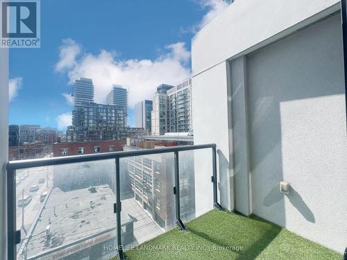 #805 -400 Adelaide St E, Toronto, ON - Outdoor With Balcony