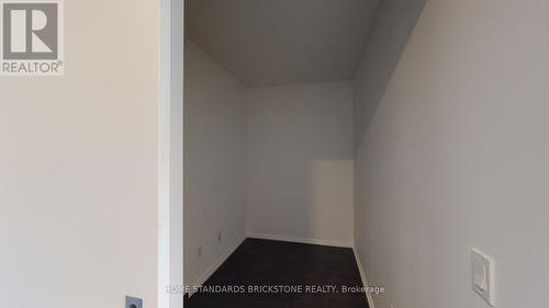 #1610 -197 Yonge St, Toronto, ON - Indoor Photo Showing Other Room