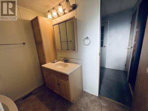 6 2725 Dubois Road, Williams Lake, BC - Indoor Photo Showing Bathroom
