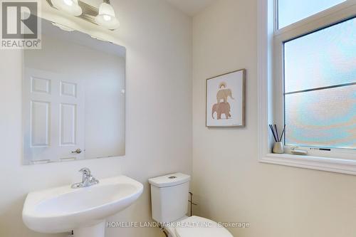 60 Grand Trunk Ave, Vaughan, ON - Indoor Photo Showing Bathroom