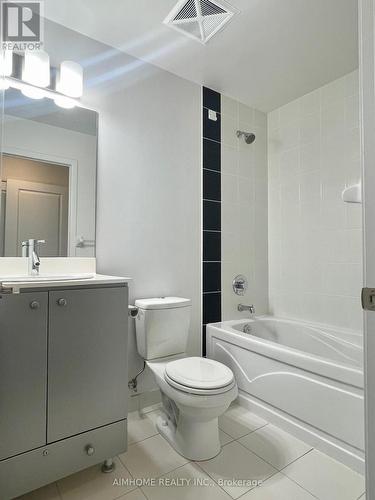 #2810 -5168 Yonge St, Toronto, ON - Indoor Photo Showing Bathroom