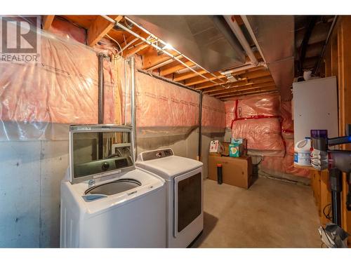7110 Hespeler Road Unit# 14, Summerland, BC - Indoor Photo Showing Laundry Room