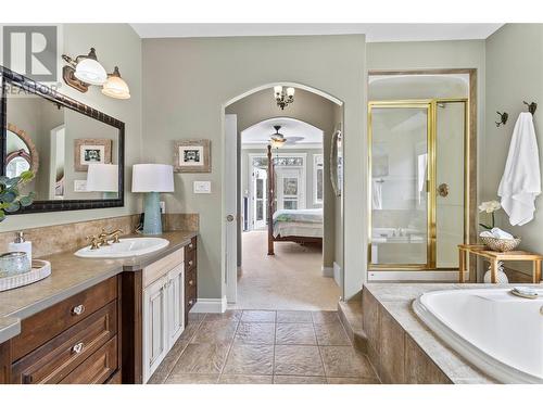 2728 Valleyview Drive, Blind Bay, BC - Indoor Photo Showing Bathroom