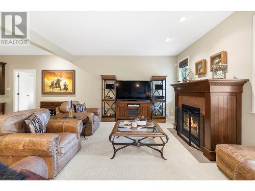 2728 Valleyview Drive, Blind Bay, BC - Indoor Photo Showing Living Room With Fireplace