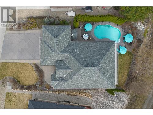 2728 Valleyview Drive, Blind Bay, BC - Outdoor With In Ground Pool
