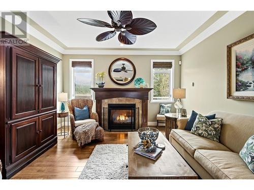 2728 Valleyview Drive, Blind Bay, BC - Indoor Photo Showing Living Room With Fireplace