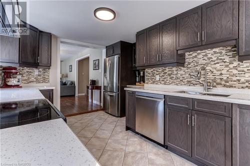 447077 10 Concession, Grey Highlands, ON - Indoor Photo Showing Kitchen With Double Sink