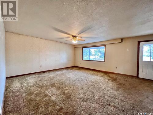 213 Bounty Street, Conquest, SK - Indoor Photo Showing Other Room