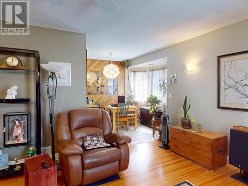 6618 Drake Street, Powell River, BC - Indoor Photo Showing Other Room