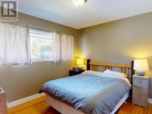 6618 Drake Street, Powell River, BC - Indoor Photo Showing Bedroom