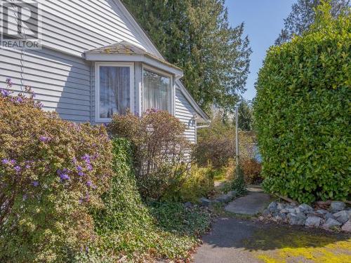 6618 Drake Street, Powell River, BC - Outdoor