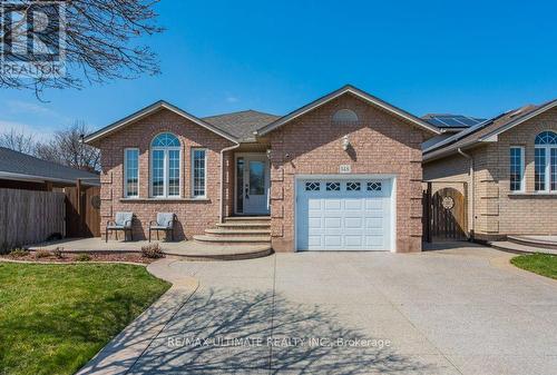 148 Fieldway Dr, Hamilton, ON - Outdoor With Facade