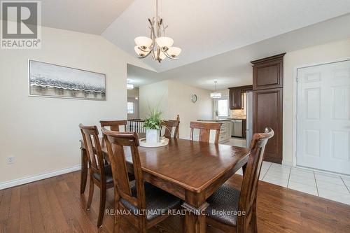 148 Fieldway Dr, Hamilton, ON - Indoor Photo Showing Dining Room