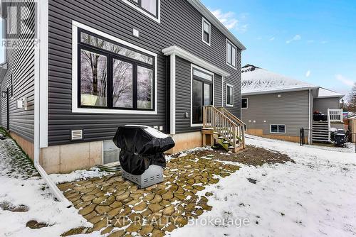 4026 Village Creek Dr, Fort Erie, ON - Outdoor With Exterior